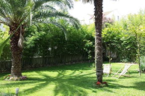 quiet apartment in a private house - close to center, parking, e-bike